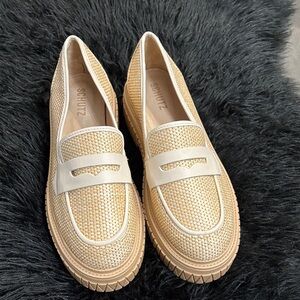 SCHUTZ Women's viola weekend shoes